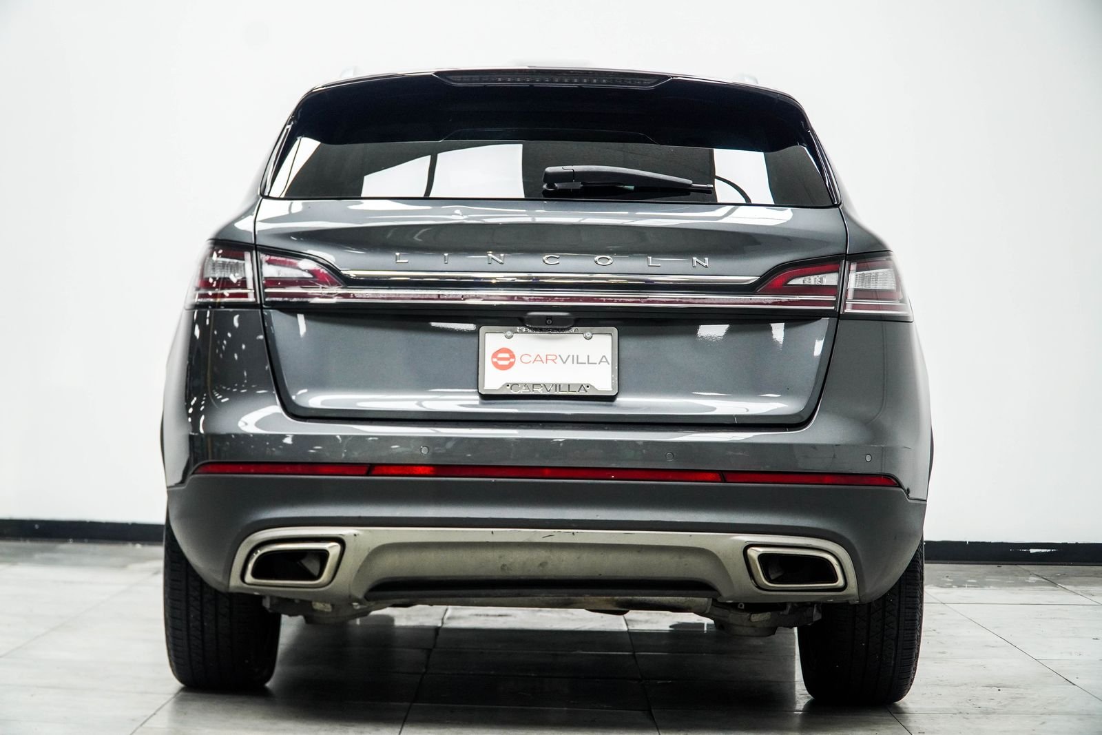 Used 2023 Gray Lincoln Reserve image 13