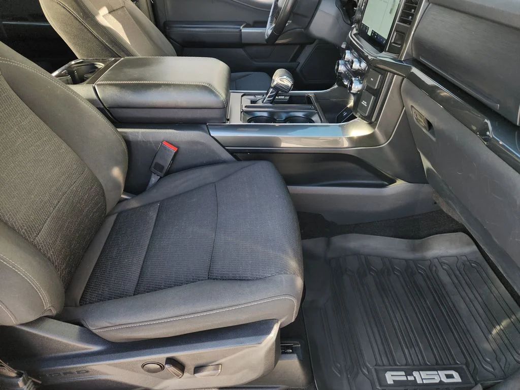 Used 2022 Agate Black Metallic Ford XLT image 17