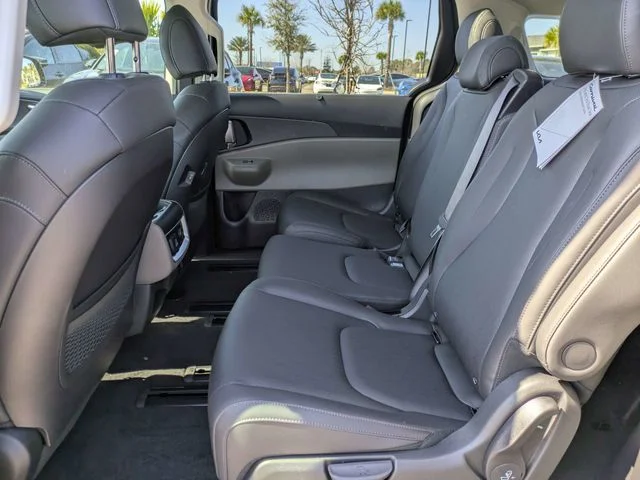 New 2026 Aurora Black Pearl Kia SX image 13