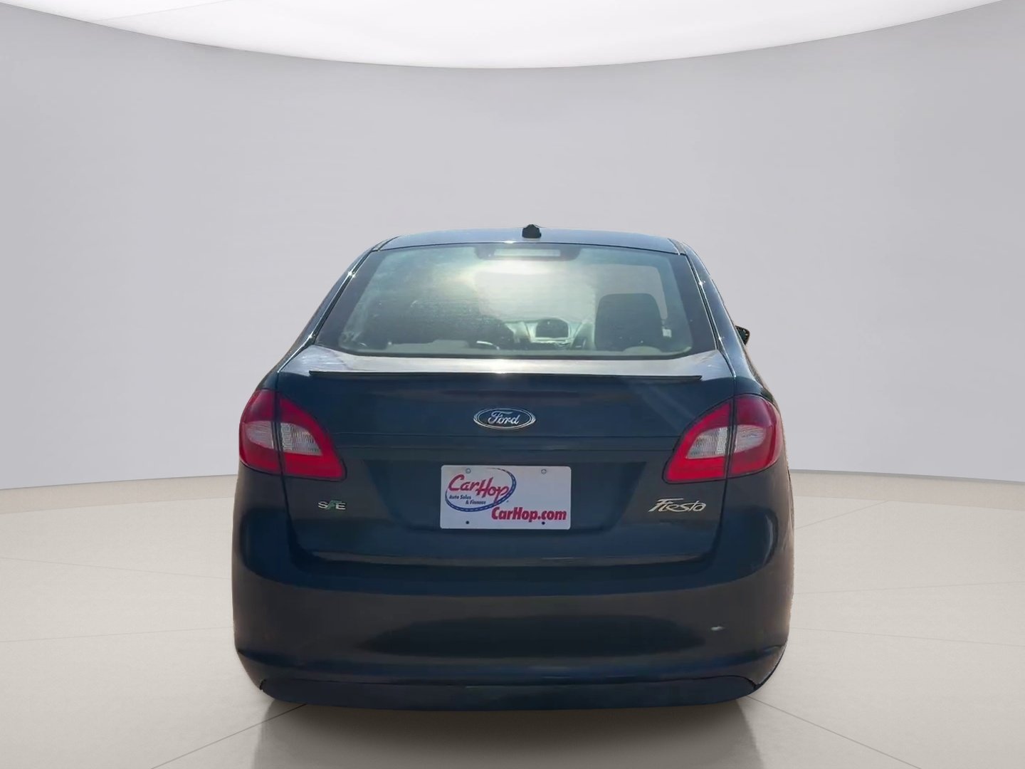 Used 2012 Black Ford SE image 4