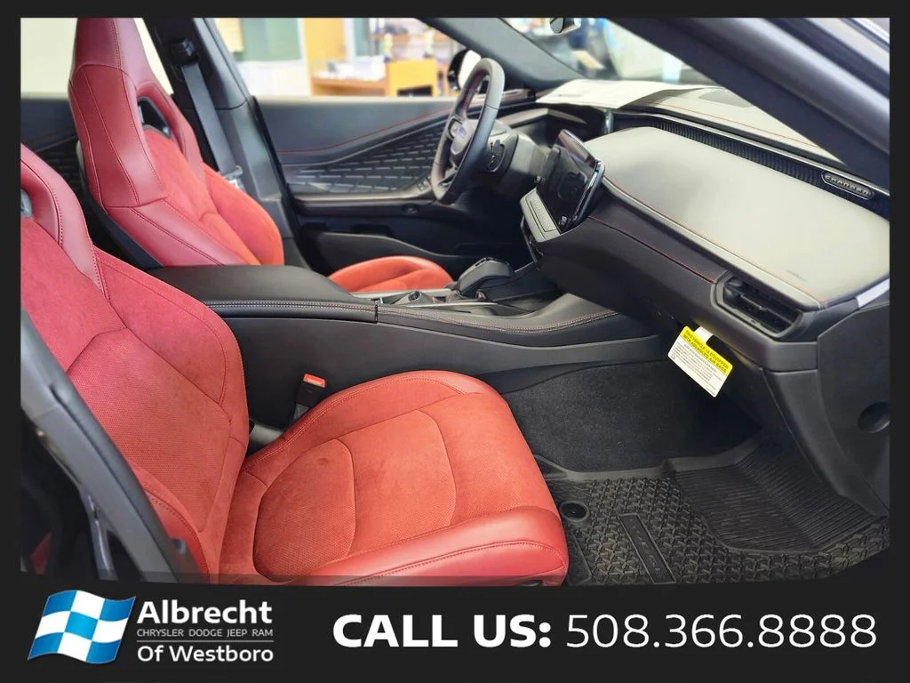 New 2026 Diamond Black Crystal Pearlcoat Dodge R/T Plus image 13