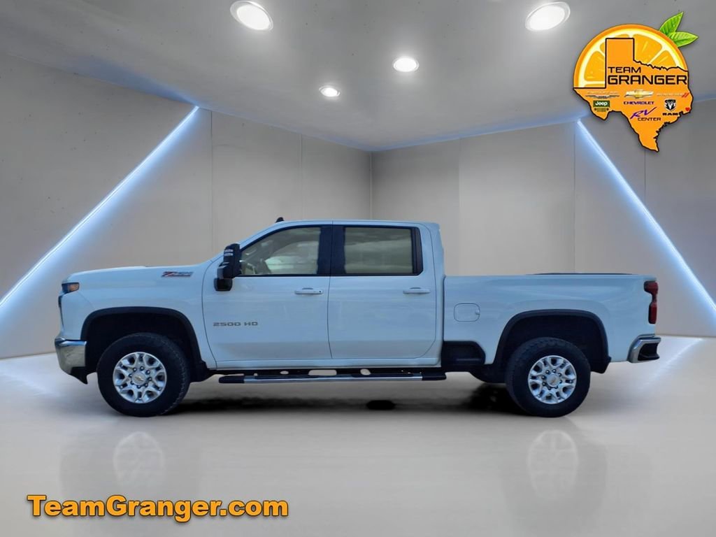 Used 2023 Summit White Chevrolet LT image 6