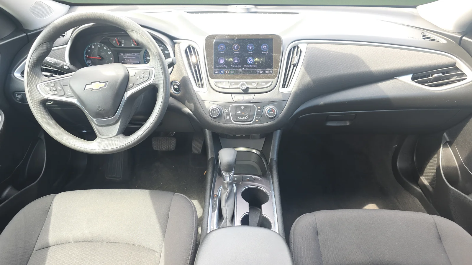 Used 2022 Silver Chevrolet LS image 9