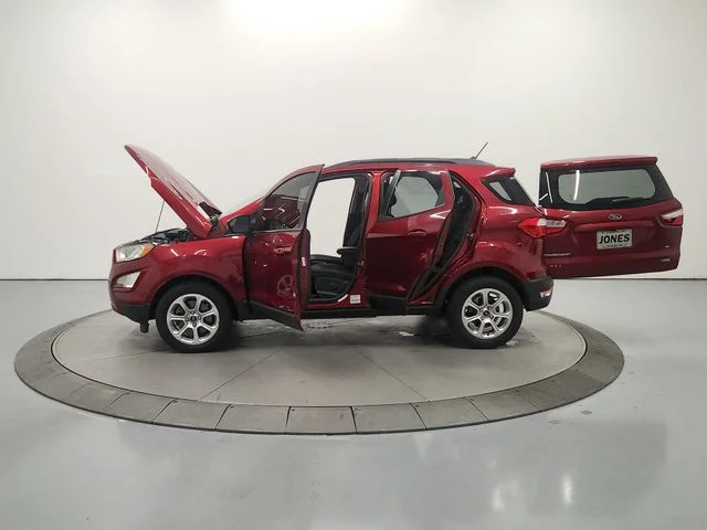 Used 2020 Red Ford SE image 13