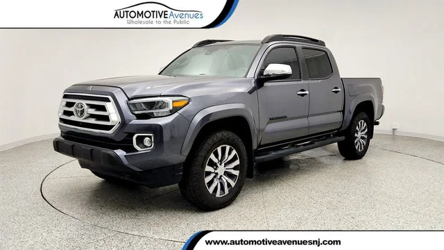 2023 Toyota Tacoma 4WD Limited Double Cab 5' Bed V6 Automatic w/ TRD Perf. Exhaust