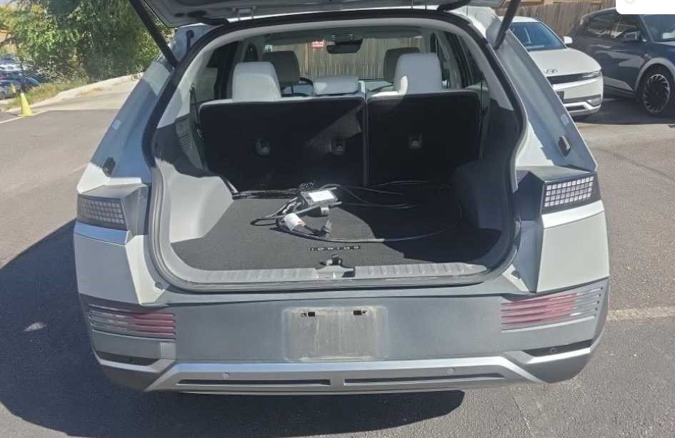 Used 2023 Cyber Gray Hyundai SEL image 11