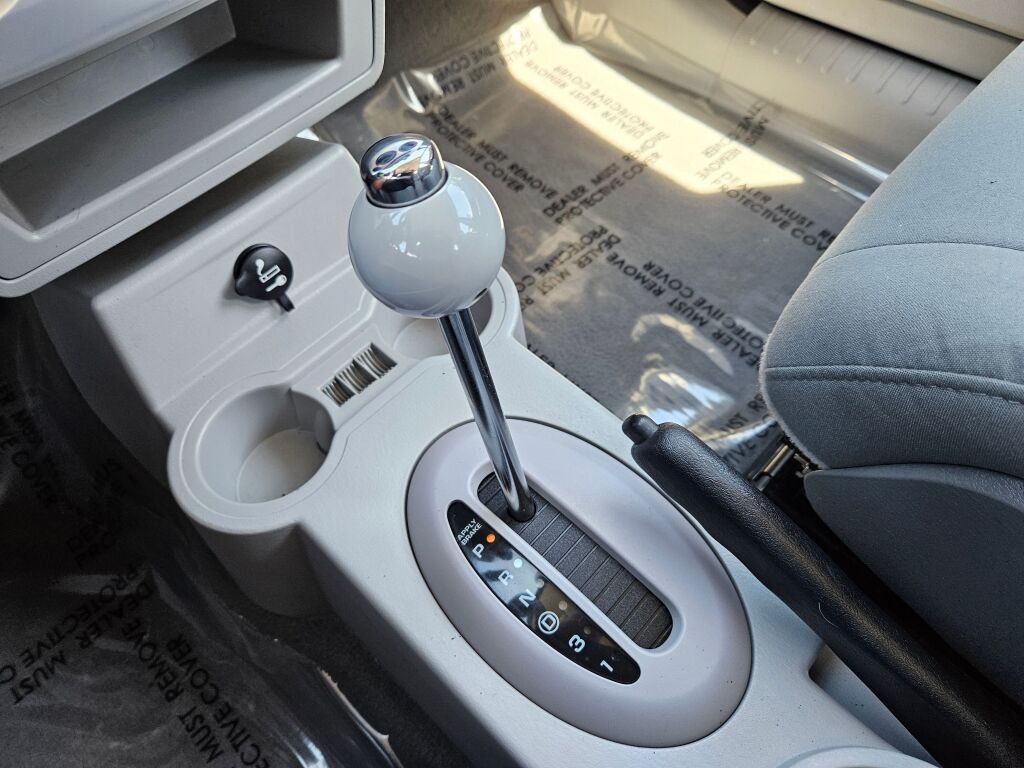 Used 2009 Bright Silver Metallic Clear Coat Chrysler LX image 25