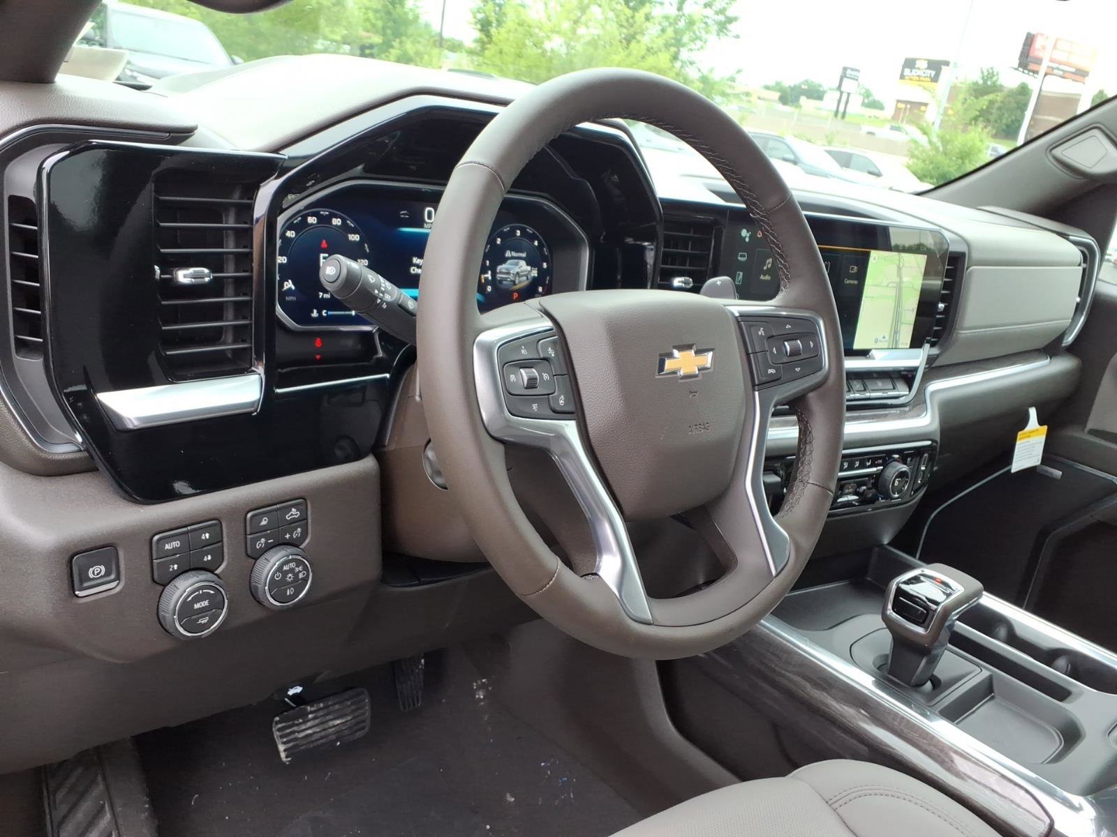 2026 Chevrolet Silverado 1500 LTZ - Photo 6