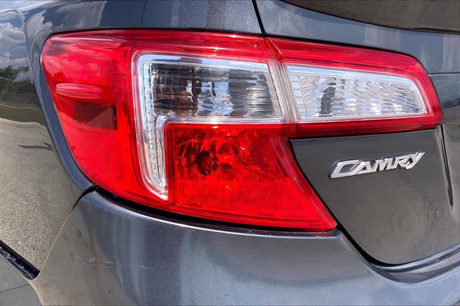 Used 2013 Magnetic Gray Metallic Toyota SE image 26