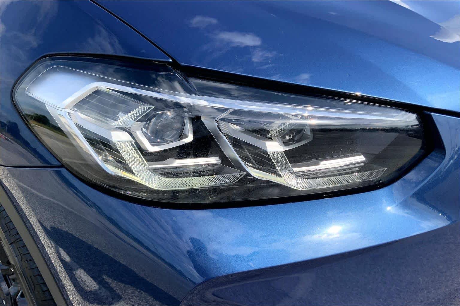 Used 2023 Phytonic Blue Metallic BMW sDrive30i image 27