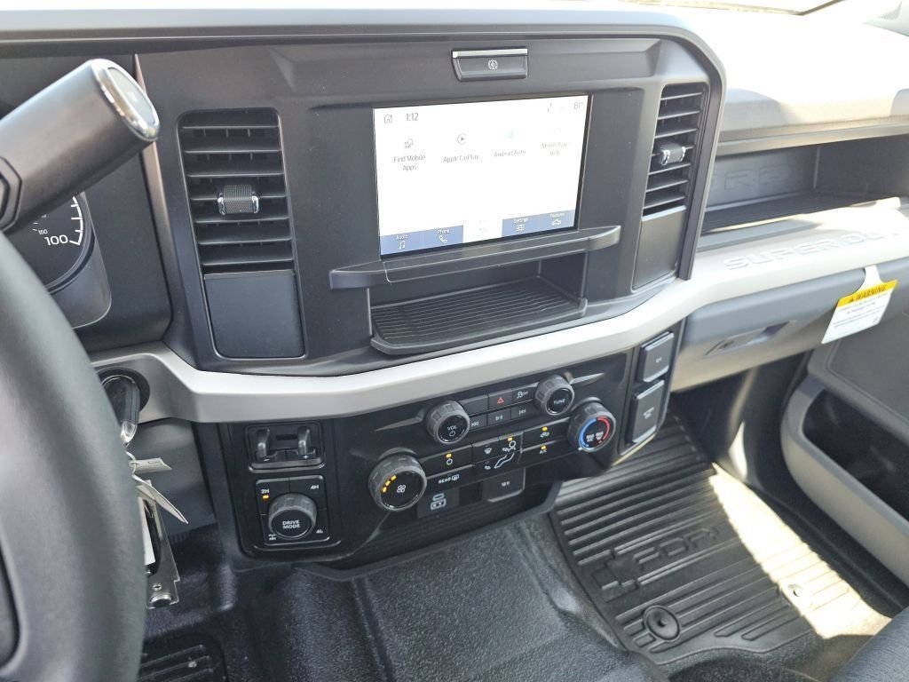 New 2026 Oxford White Ford XL image 33