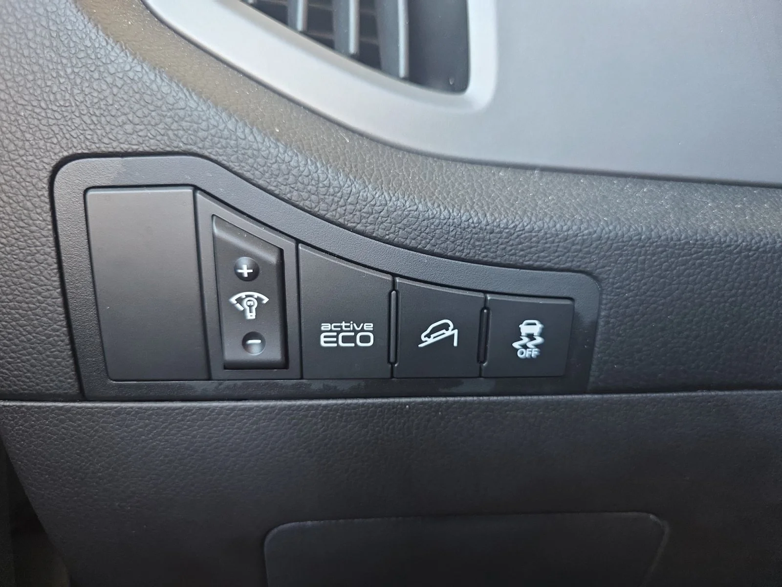Used 2015 Bright Silver Kia LX image 25