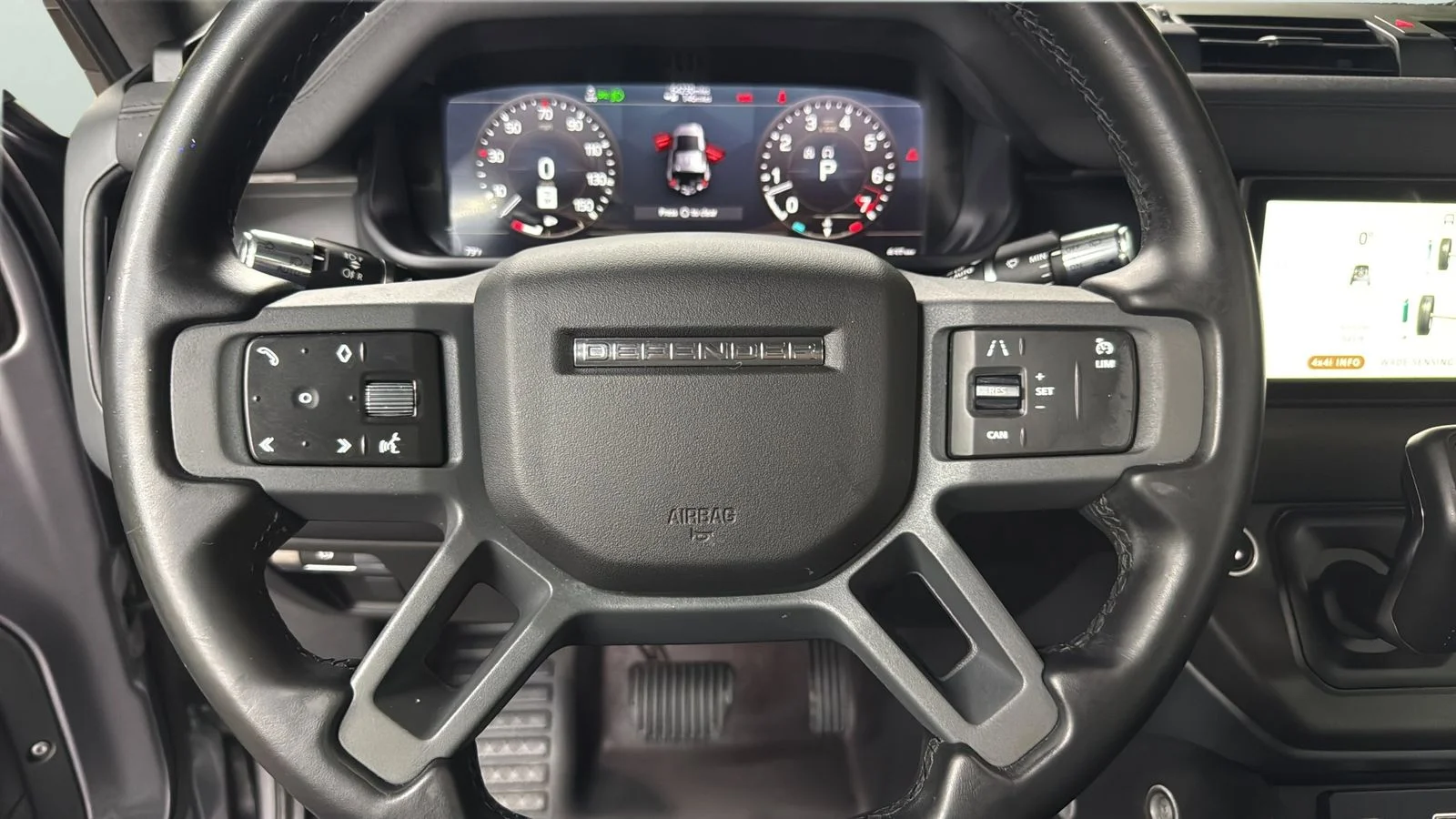 Used 2021  Land Rover X-Dynamic SE image 14