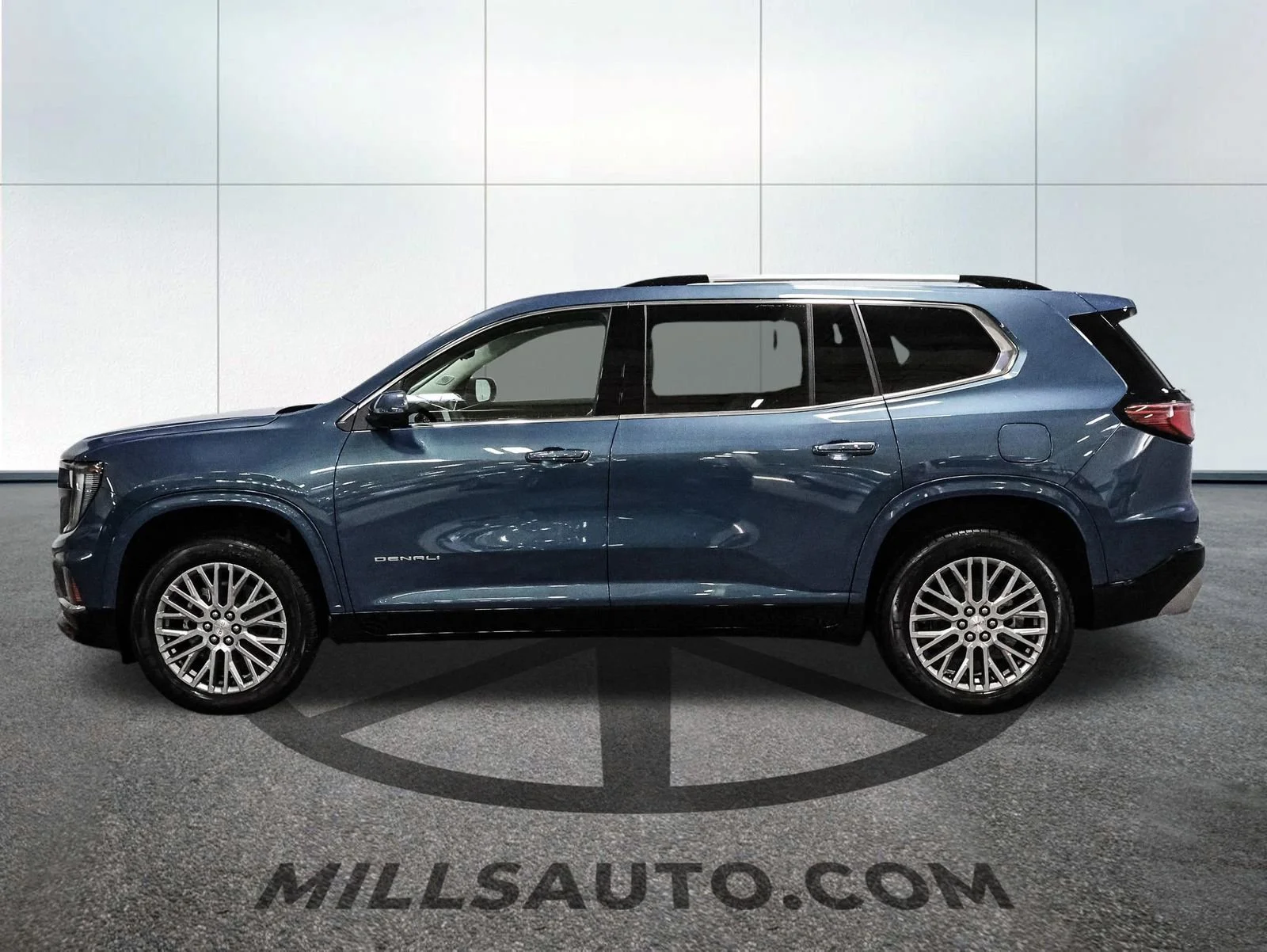 2026 GMC Acadia Denali - Photo 3