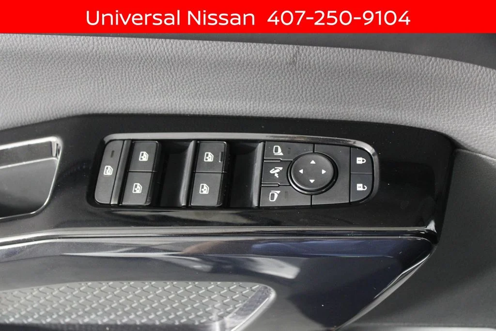 New 2026 White Nissan Platinum image 25