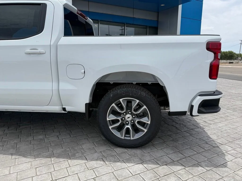 New 2026 Onyx Black GMC Elevation image 11