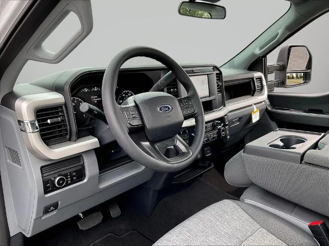 New 2026 Oxford White Ford F-250® XL image 39