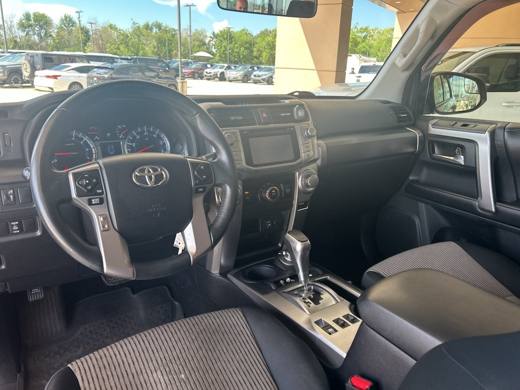 Used 2015 Magnetic Gray Metallic Toyota SR5 image 14