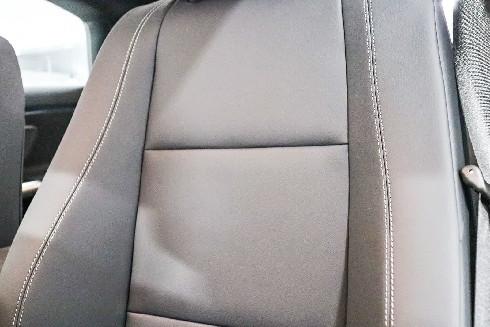 New 2027 MANUFAKTUR Alpine Grey Mercedes-Benz CLA 250+ Electric image 27