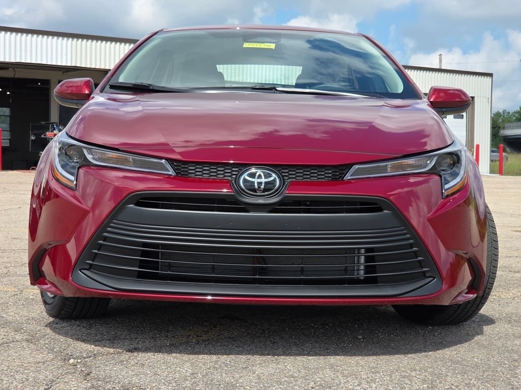 New 2026 Ruby Flare Pearl Toyota LE image 3