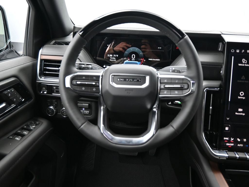 2026 GMC Yukon XL Denali - Photo 8