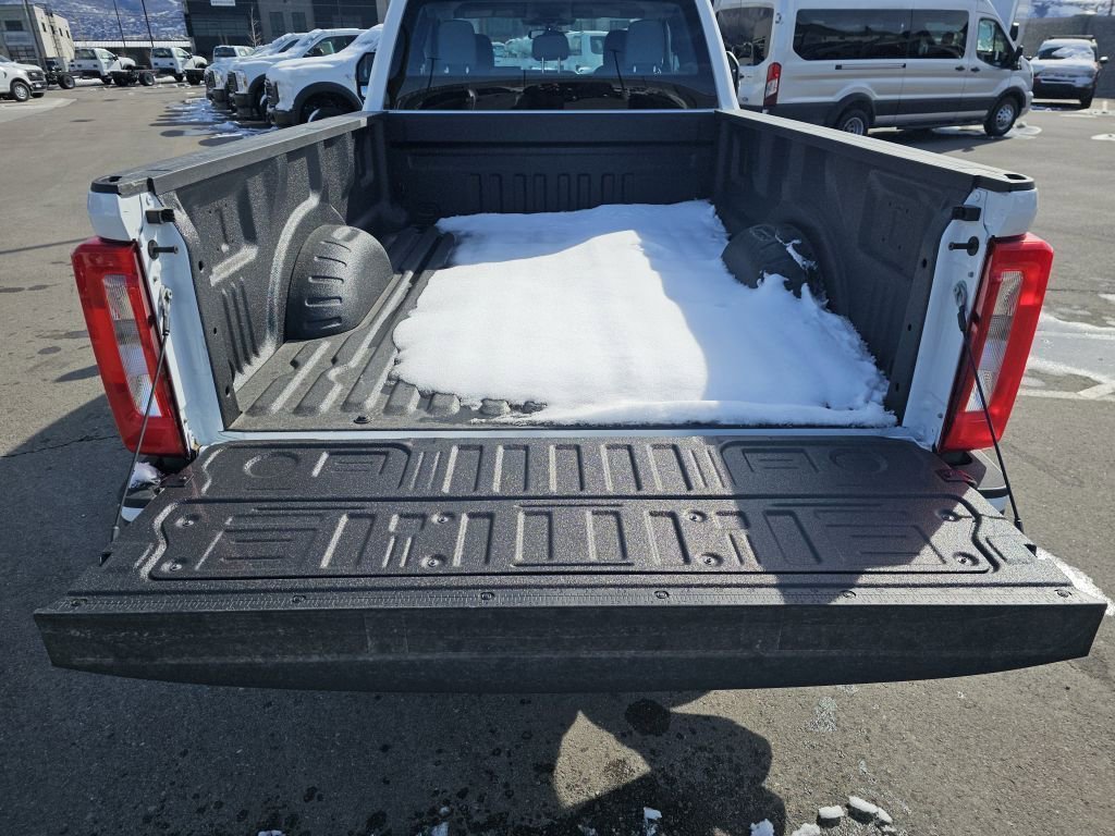 New 2026 Oxford White Ford XL/STX image 26