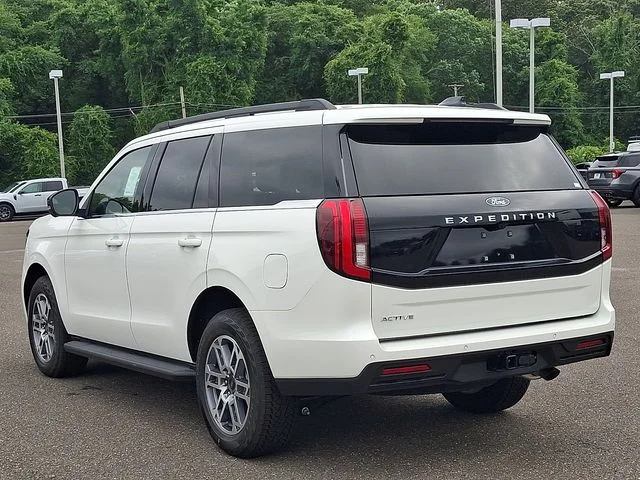 New 2026 Star White Metallic Tri-Coat Ford Active image 3