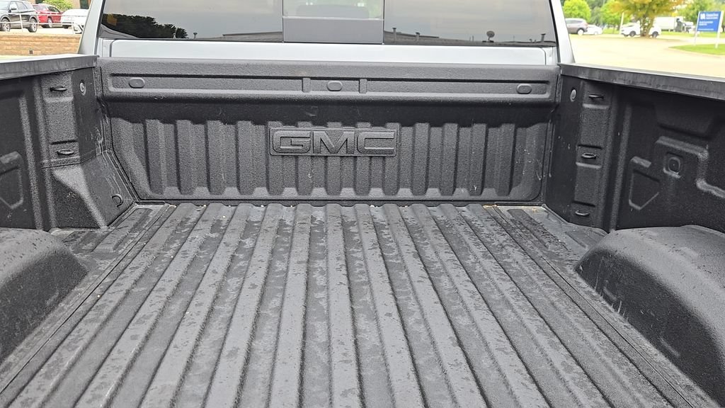 Used 2025 Sterling Metallic GMC AT4 image 25