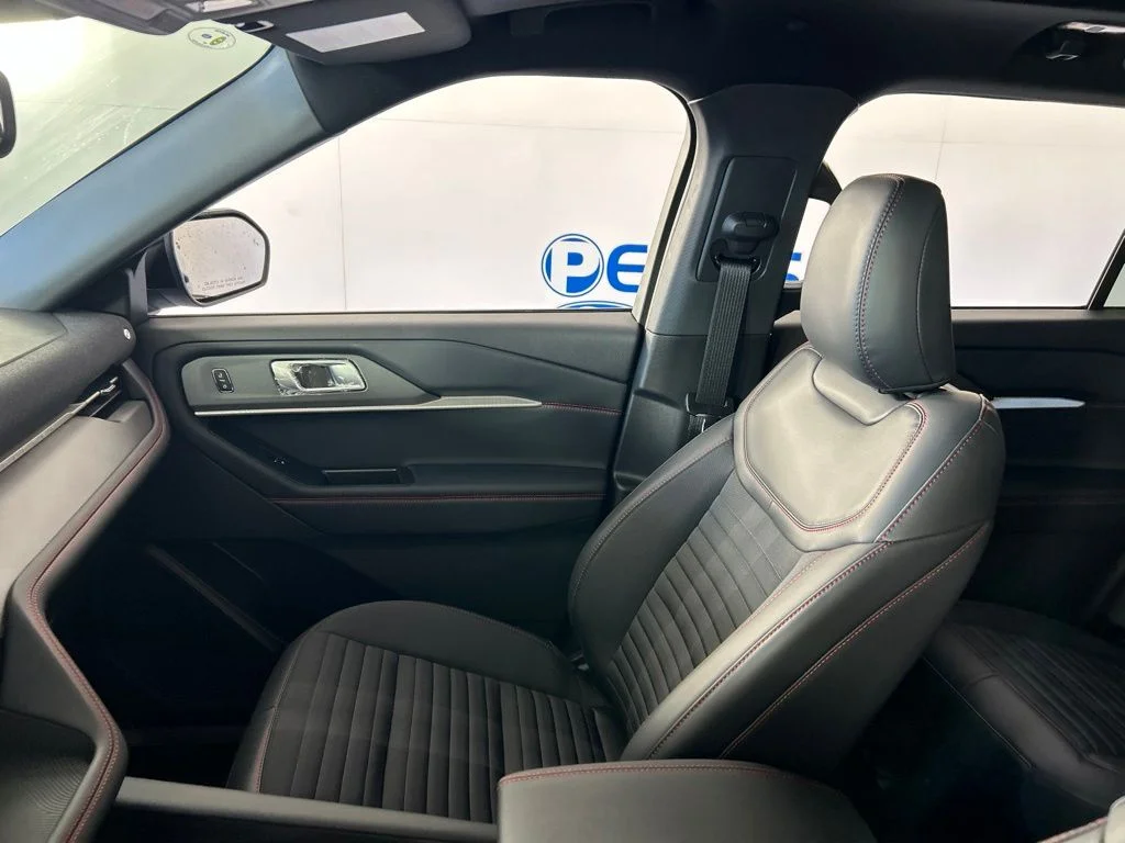 New 2026 Vapor Blue Metallic Ford ST-Line image 24