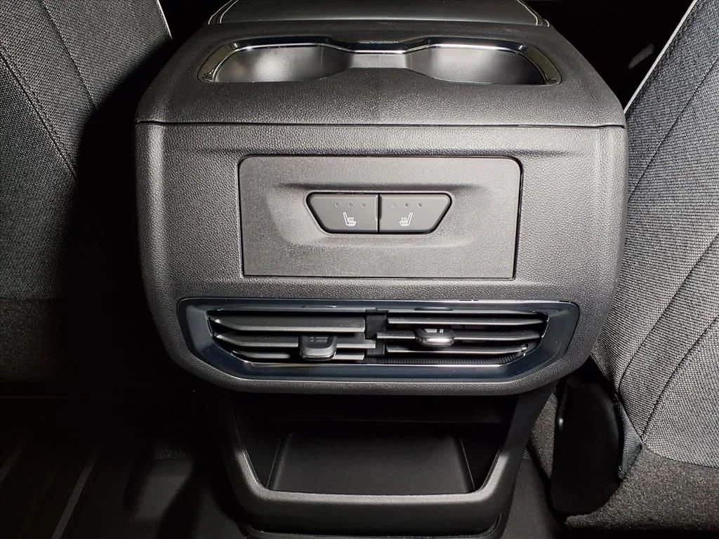 2026 GMC Sierra EV Elevation - Photo 13