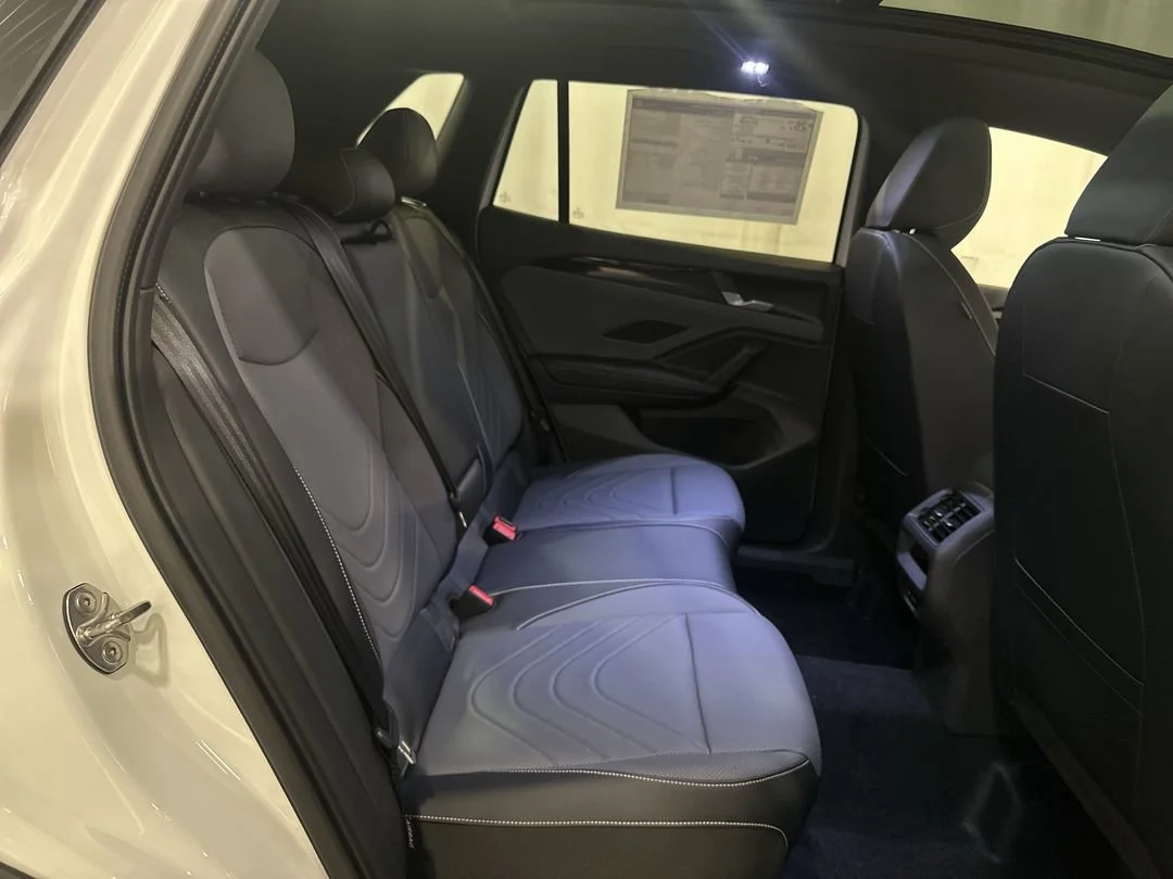 2026 Volkswagen Tiguan SE R-LINE BLACK - Photo 20