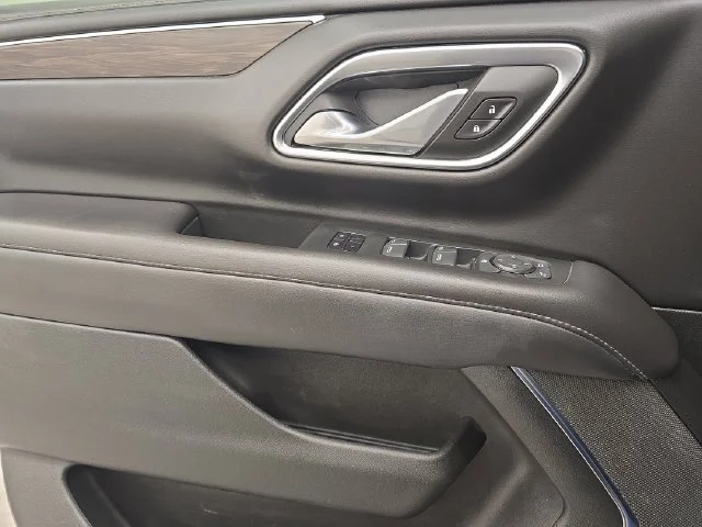 Used 2021 Graywood Metallic Chevrolet LT image 33