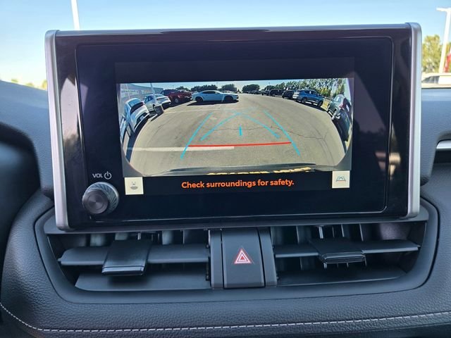 Used 2025  Toyota XLE image 11