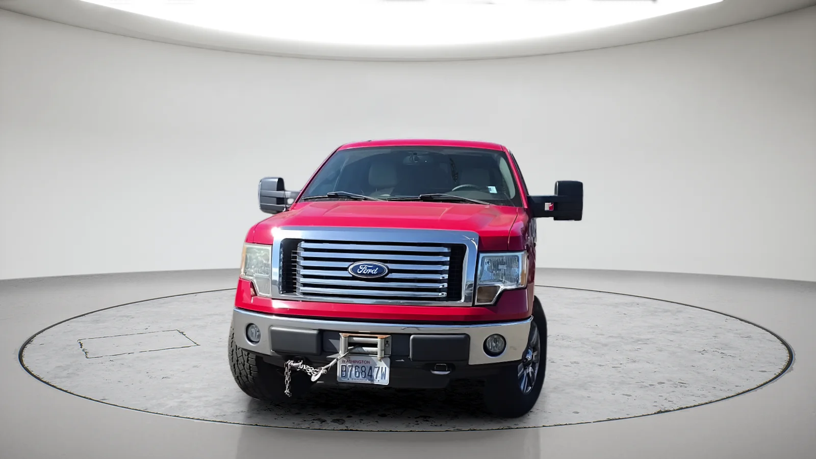Used 2010 Red Ford XLT image 2