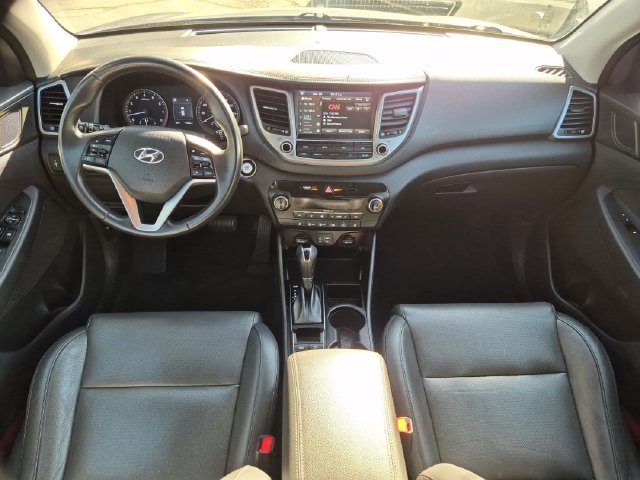 Used 2018 Gray Hyundai SEL Plus image 25