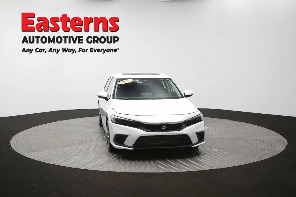 Used 2023 White Honda EX-L image 52