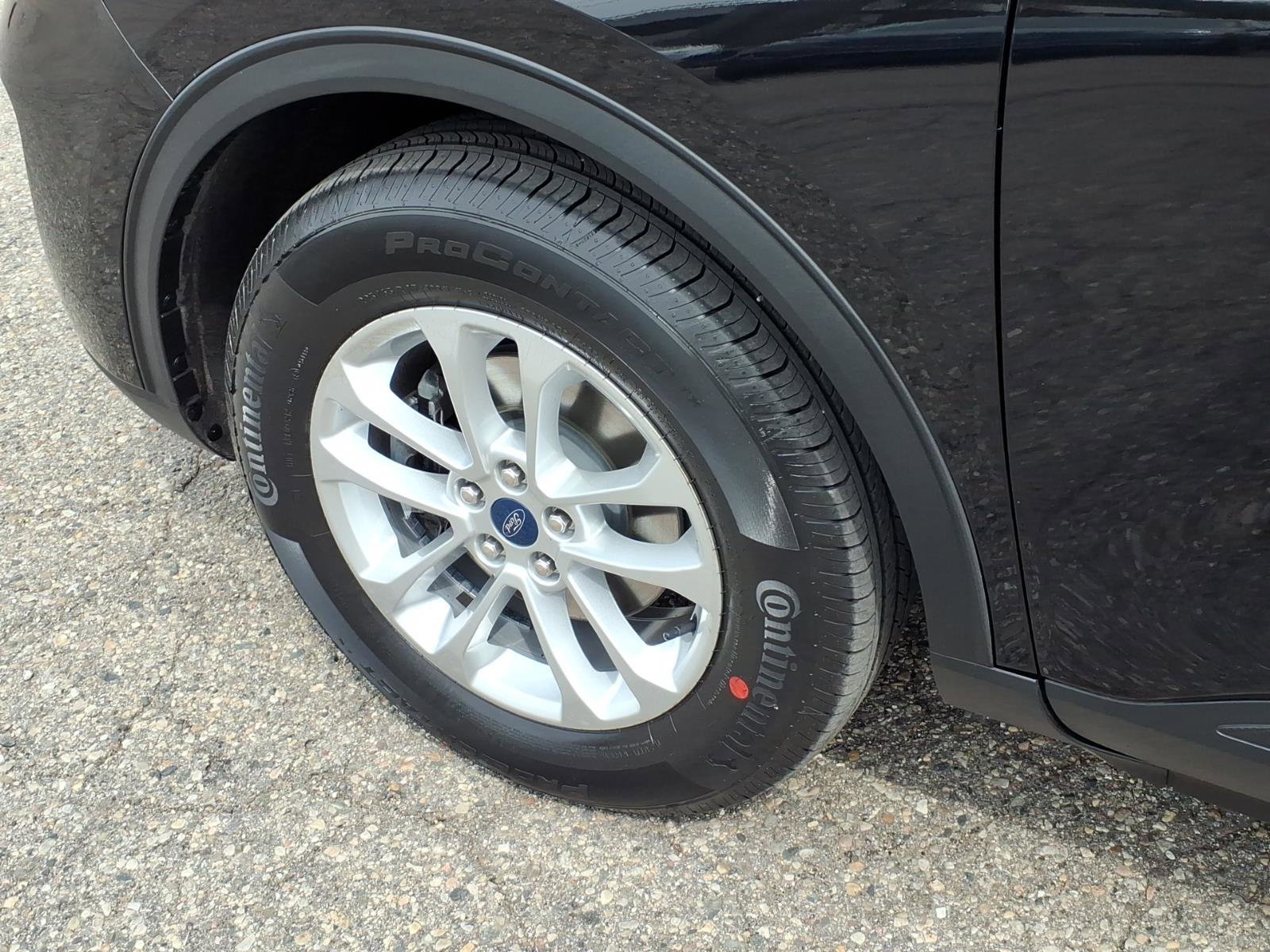 Certified Used 2021 Agate Black Metallic Ford SE image 29