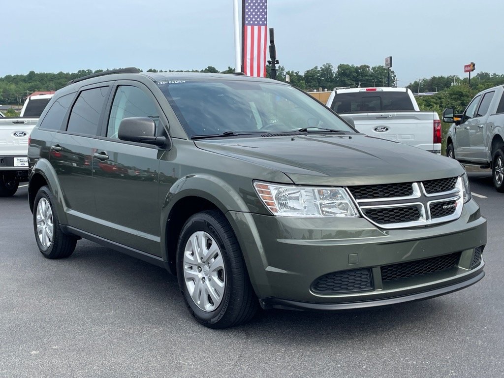 Used 2018 Dodge Journey SE with VIN 3C4PDCAB4JT295435 for sale in Dandridge, TN