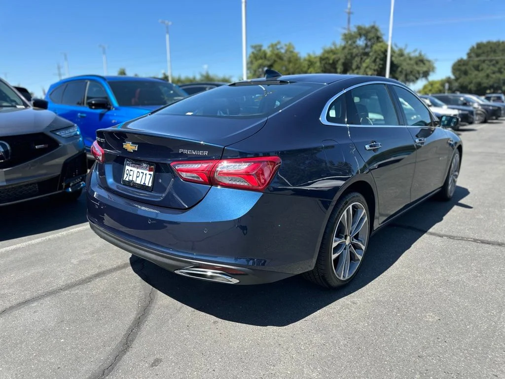 Used 2022 Northsky Blue Metallic Chevrolet Premier image 6