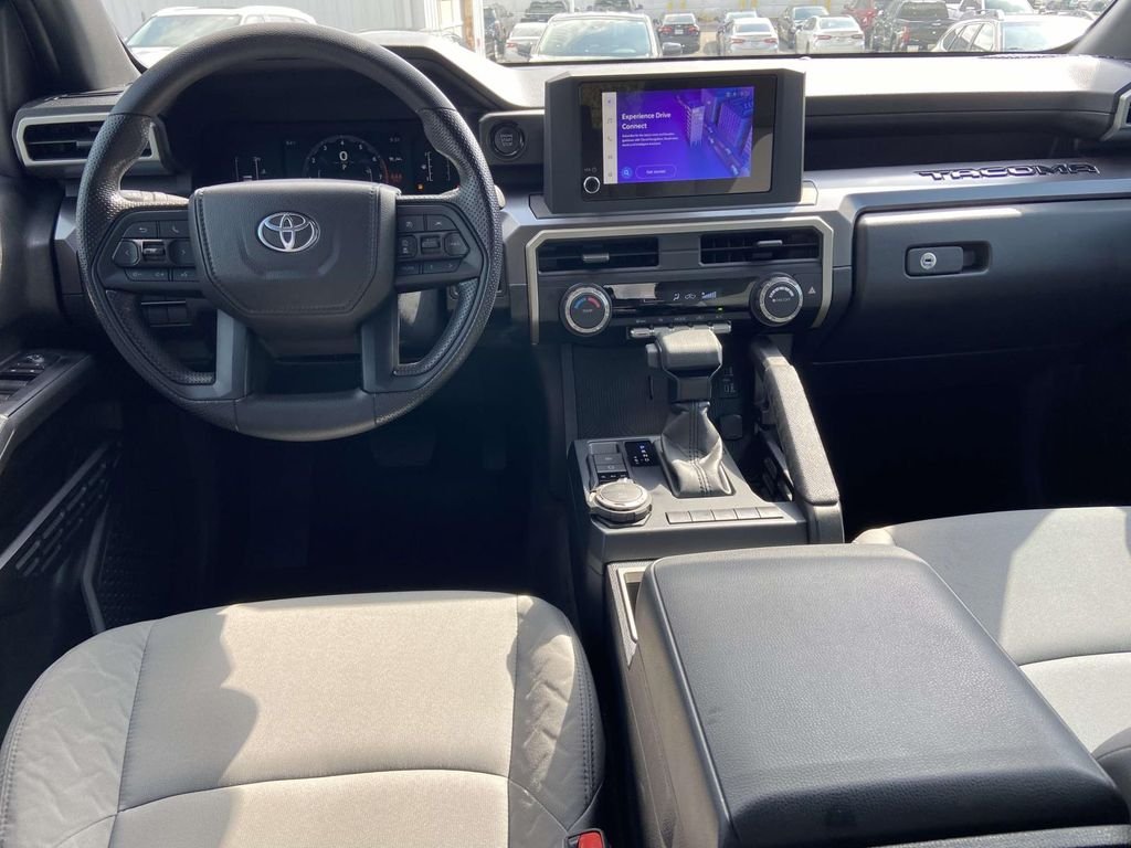 Used 2025 Silver Toyota SR5 image 11