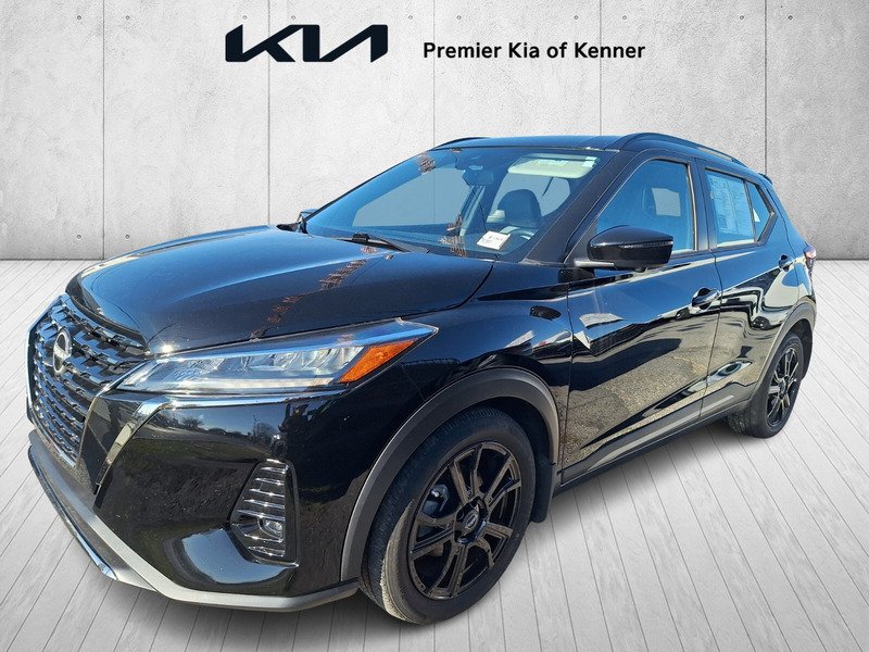 2023 Nissan Kicks SR