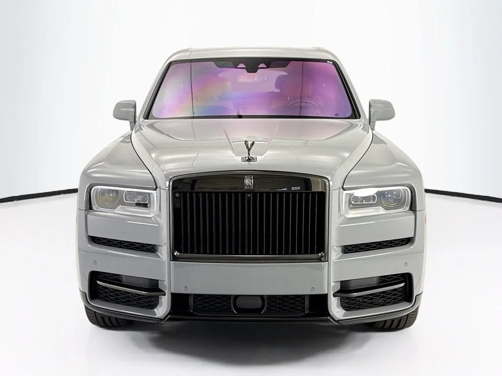 Used 2022 Burnout Gray Rolls-Royce Black Badge image 2
