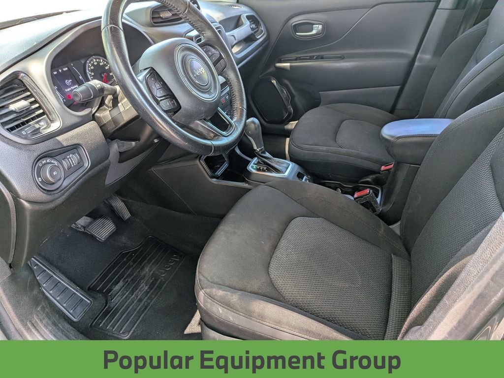 Used 2020 Gray Jeep Latitude image 13