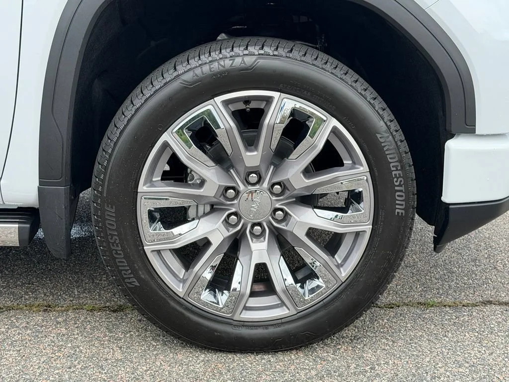 New 2026 Glacier White Tricoat GMC Denali image 24