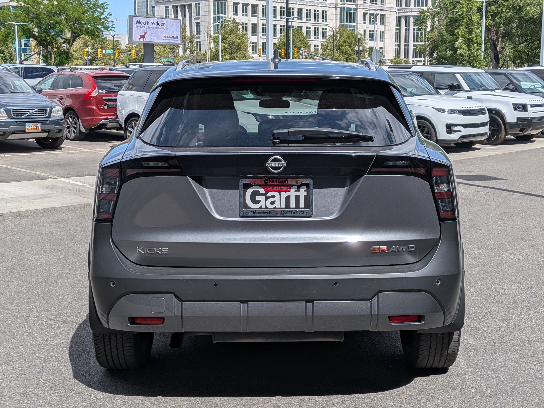 Used 2025 Gun Metallic Nissan SR image 4