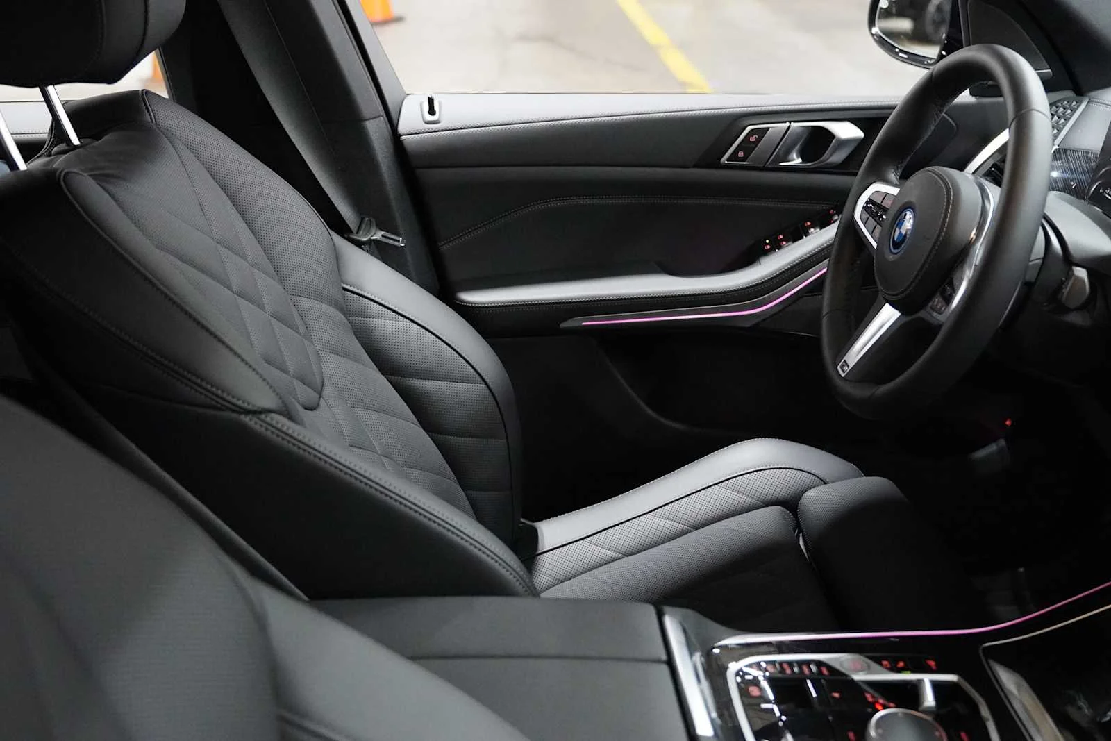 2026 BMW X5 50e - Photo 11
