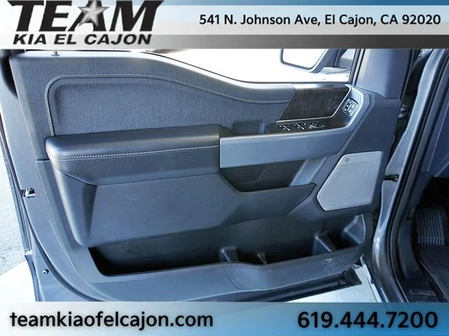Used 2023 Gray Ford Lariat image 27