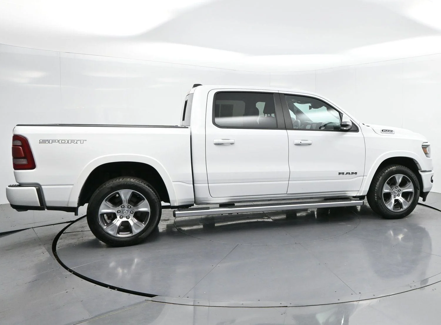 Used 2022 Bright White Clearcoat Ram Laramie image 8