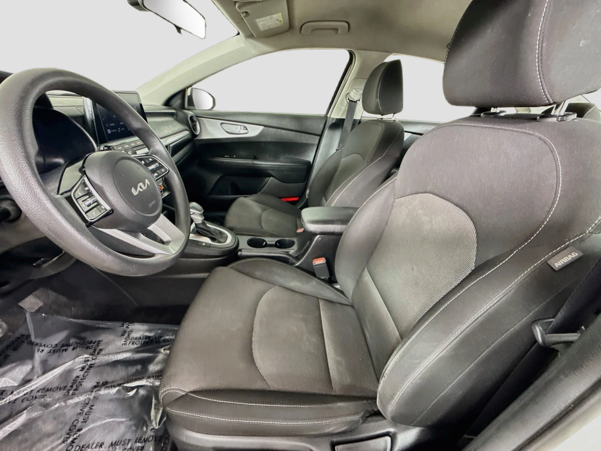 Used 2024 White Kia LX image 22