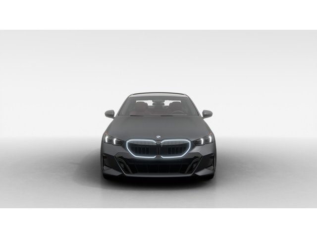 2027 BMW 5 Series photo 3